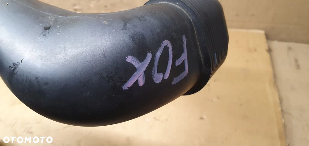 Rura dolot powietrza VW FOX 1.2 6Y0129618A - 6