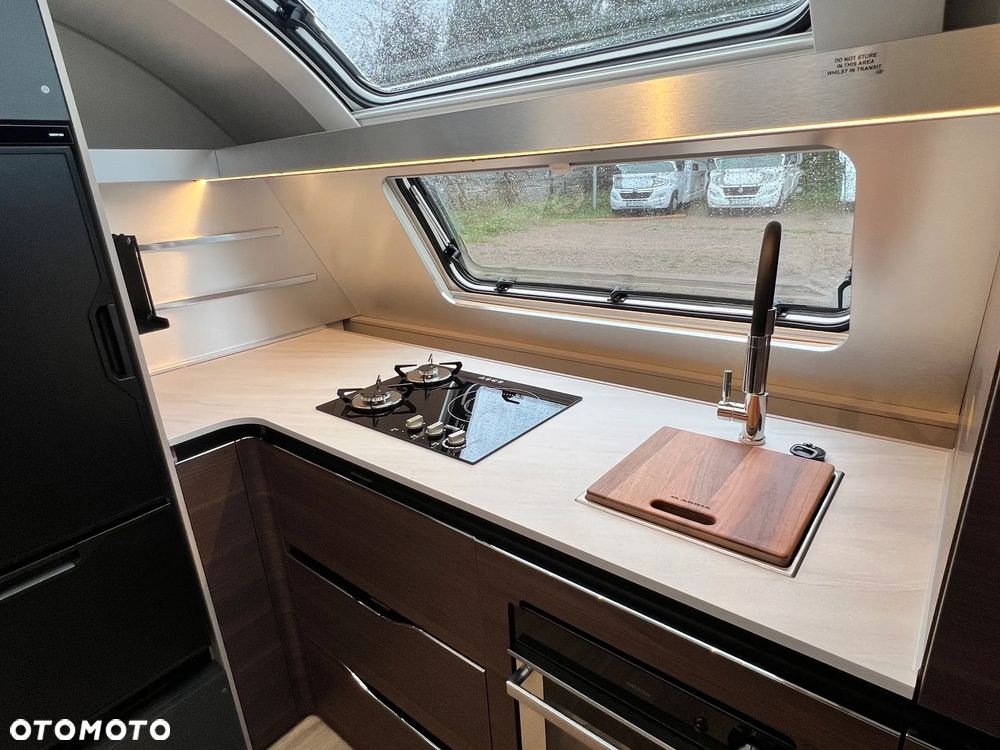 Adria Alpina 663 HT - 11
