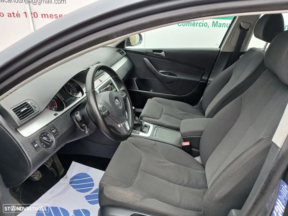 VW Passat 1.6 TDI BlueMotion - 14