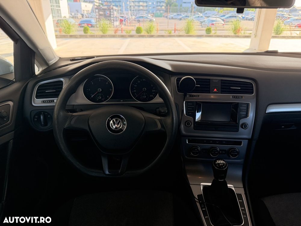 Volkswagen Golf 1.6 TDI BMT Trendline - 11