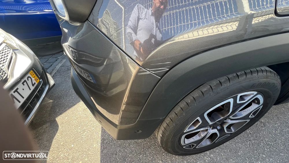 Jeep Renegade - 17