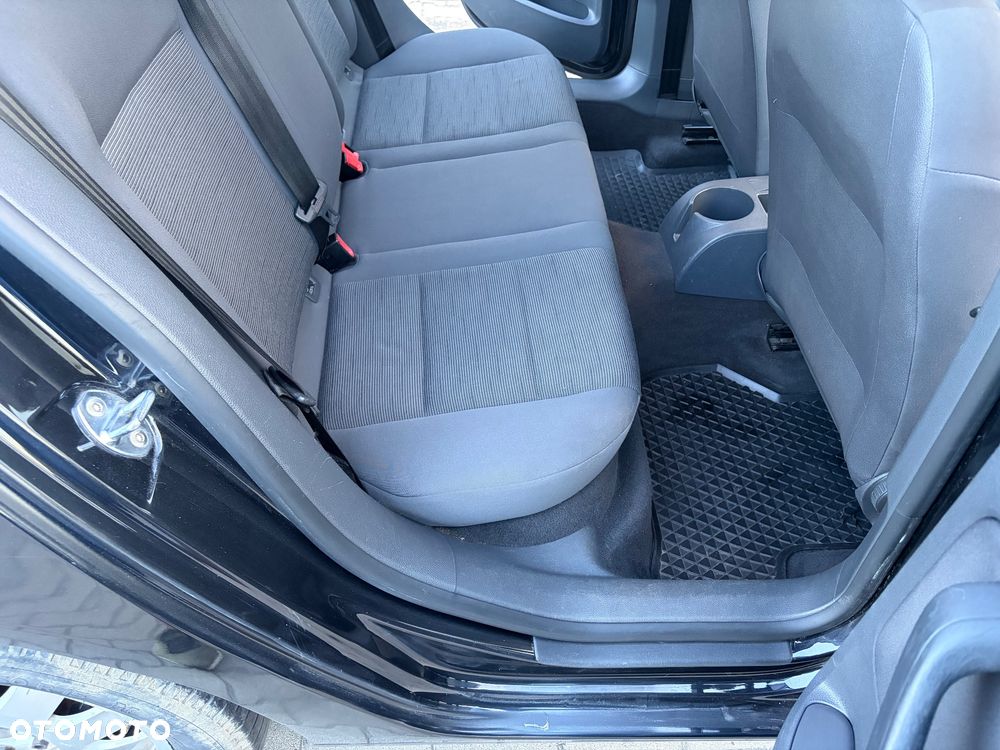 Volkswagen Golf - 14