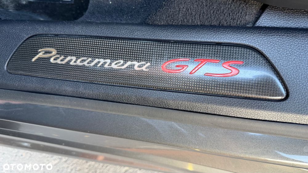 Porsche Panamera - 13