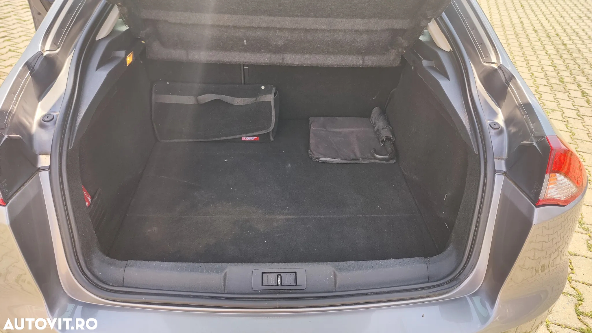 Renault Laguna dCi 110 FAP Dynamique - 15
