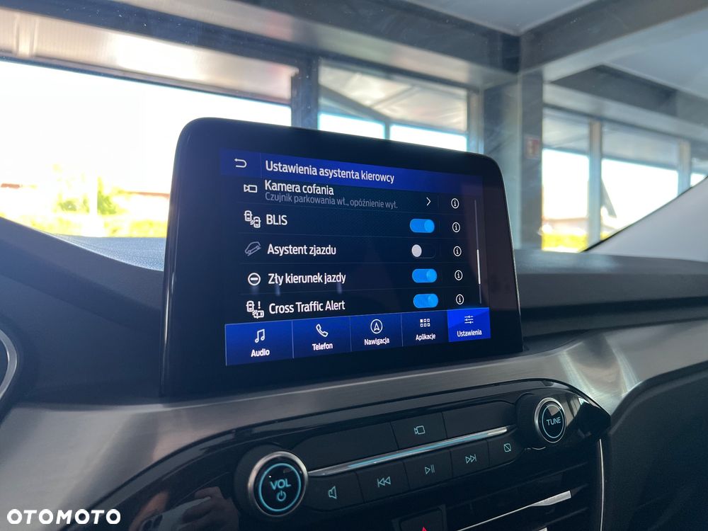 Ford Kuga 2.5P PHEV FWD Titanium X - 28