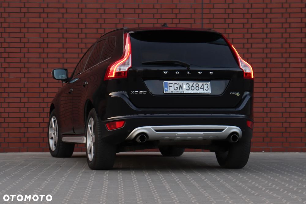 Volvo XC 60 D4 RDesign - 14