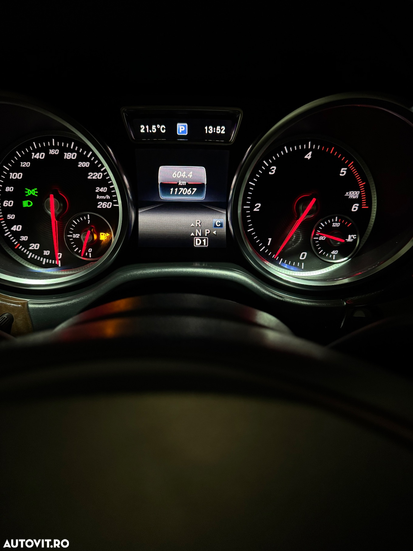 Mercedes-Benz GLE 350 d 4MATIC - 28