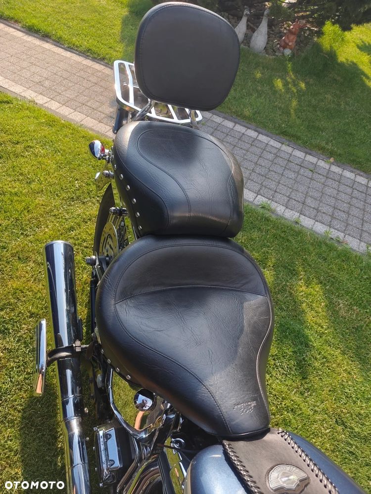 Harley-Davidson Softail Heritage Classic - 22