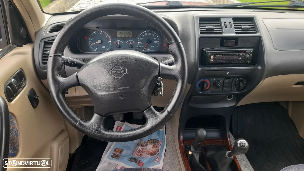 Nissan Terrano II 2.7 TDi Luxury - 19