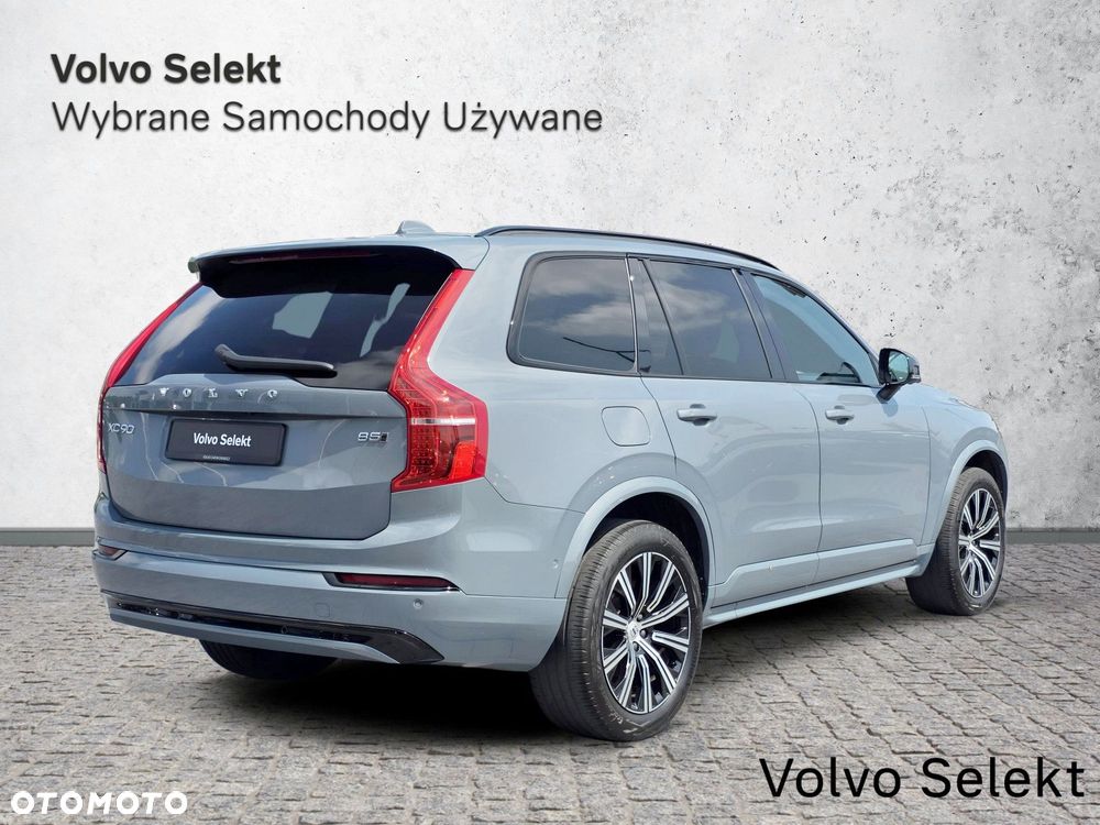Volvo XC 90 - 7