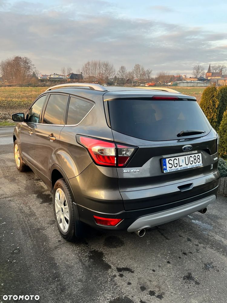 Ford Kuga - 4
