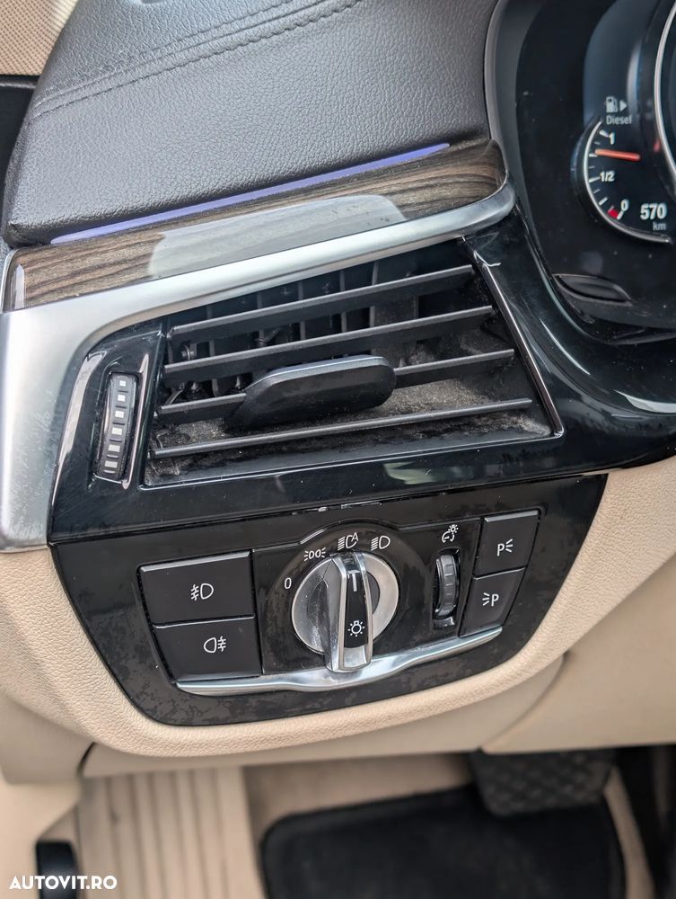 BMW Seria 5 530d xDrive AT - 18