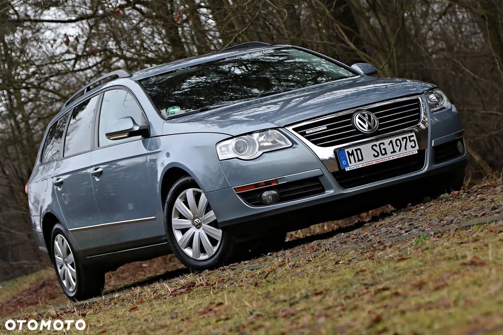 Volkswagen Passat Variant 1.9 TDI Individual Chrom dunkel - 5