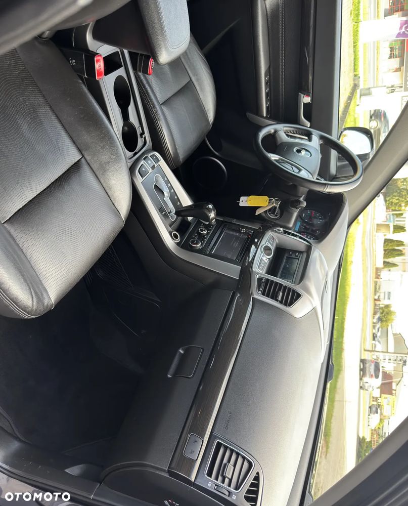 Chevrolet Captiva - 32