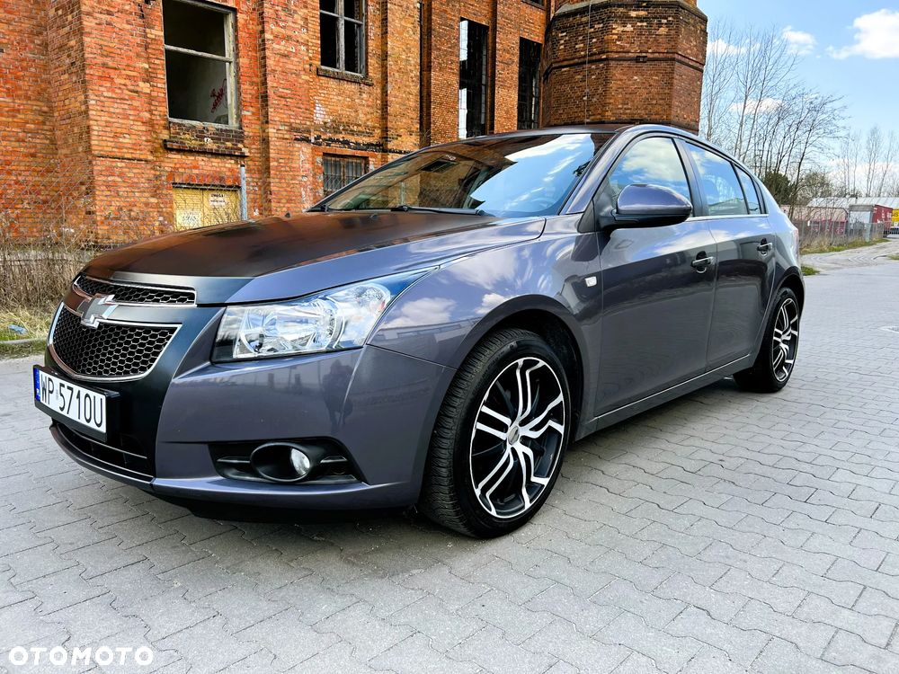 Chevrolet Cruze 1.8 LT+ - 2