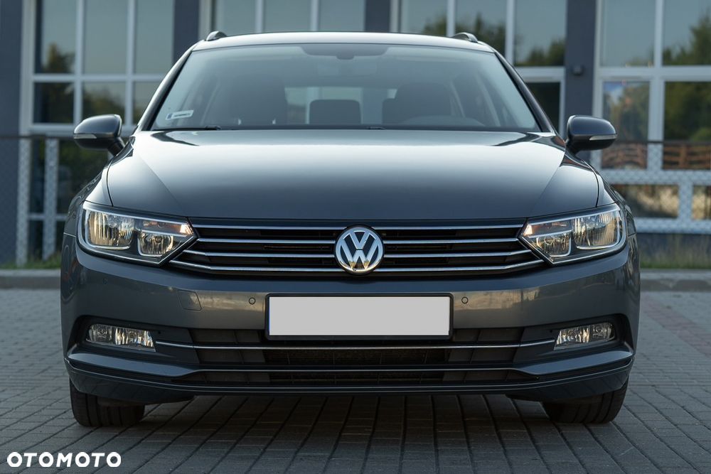 Volkswagen Passat 1.6 TDI BMT Comfortline - 4