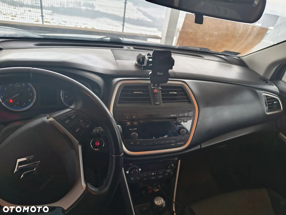 Suzuki SX4 S-Cross 1.6 Premium 4WD - 13