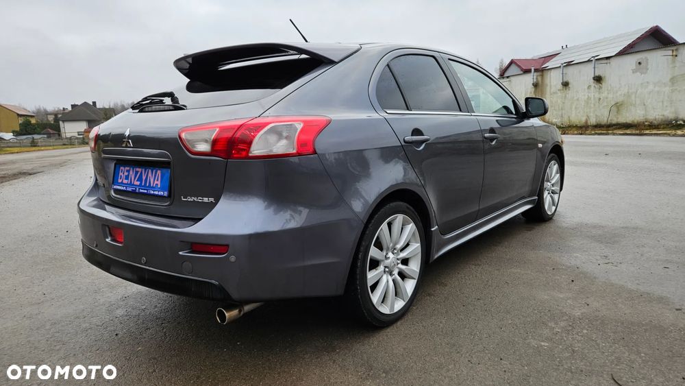 Mitsubishi Lancer 1.8 Intense - 3