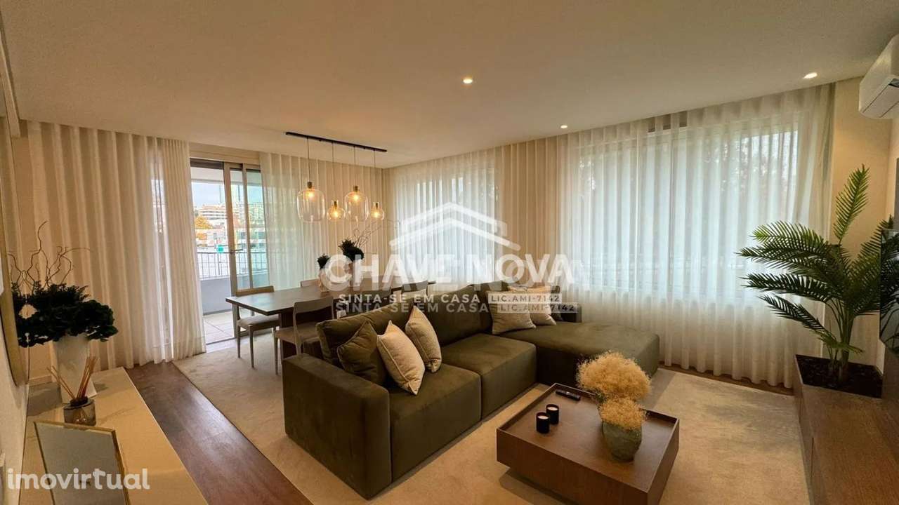 T4 Novo c/ Terraço na Maia - Grande imagem: 2/18