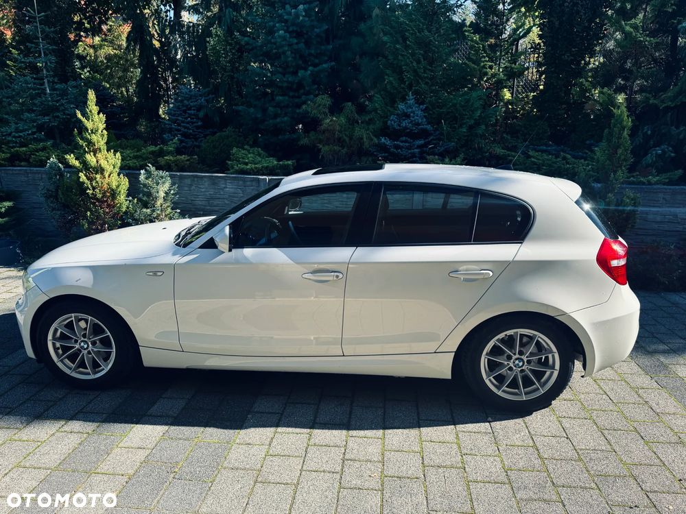 BMW Seria 1 2010 photo 2