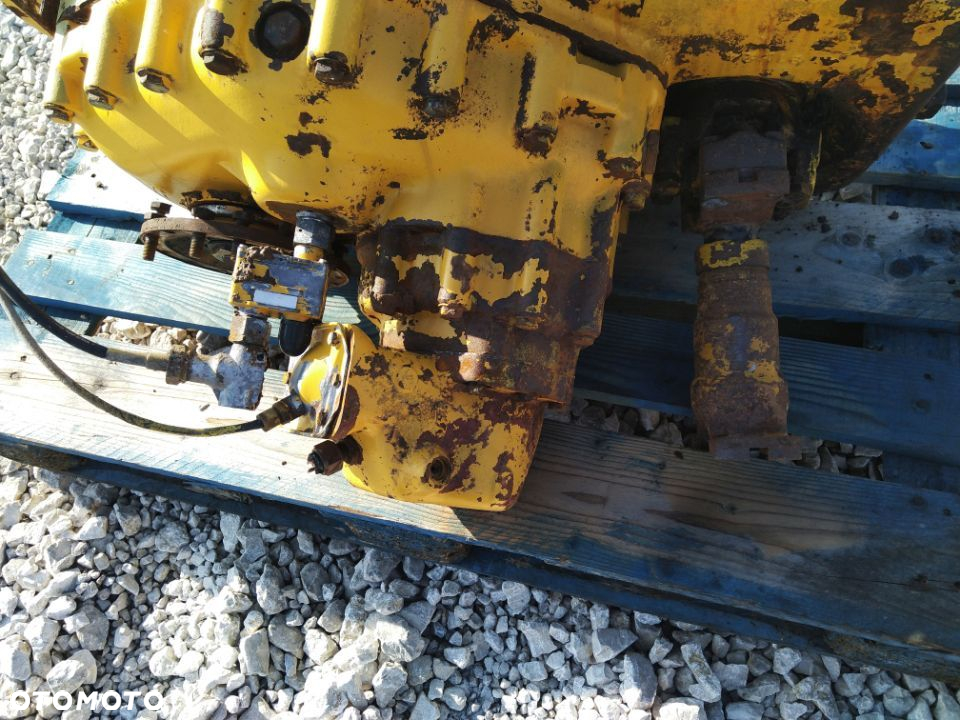 Dropbox Skrzynia Volvo A25 - 9