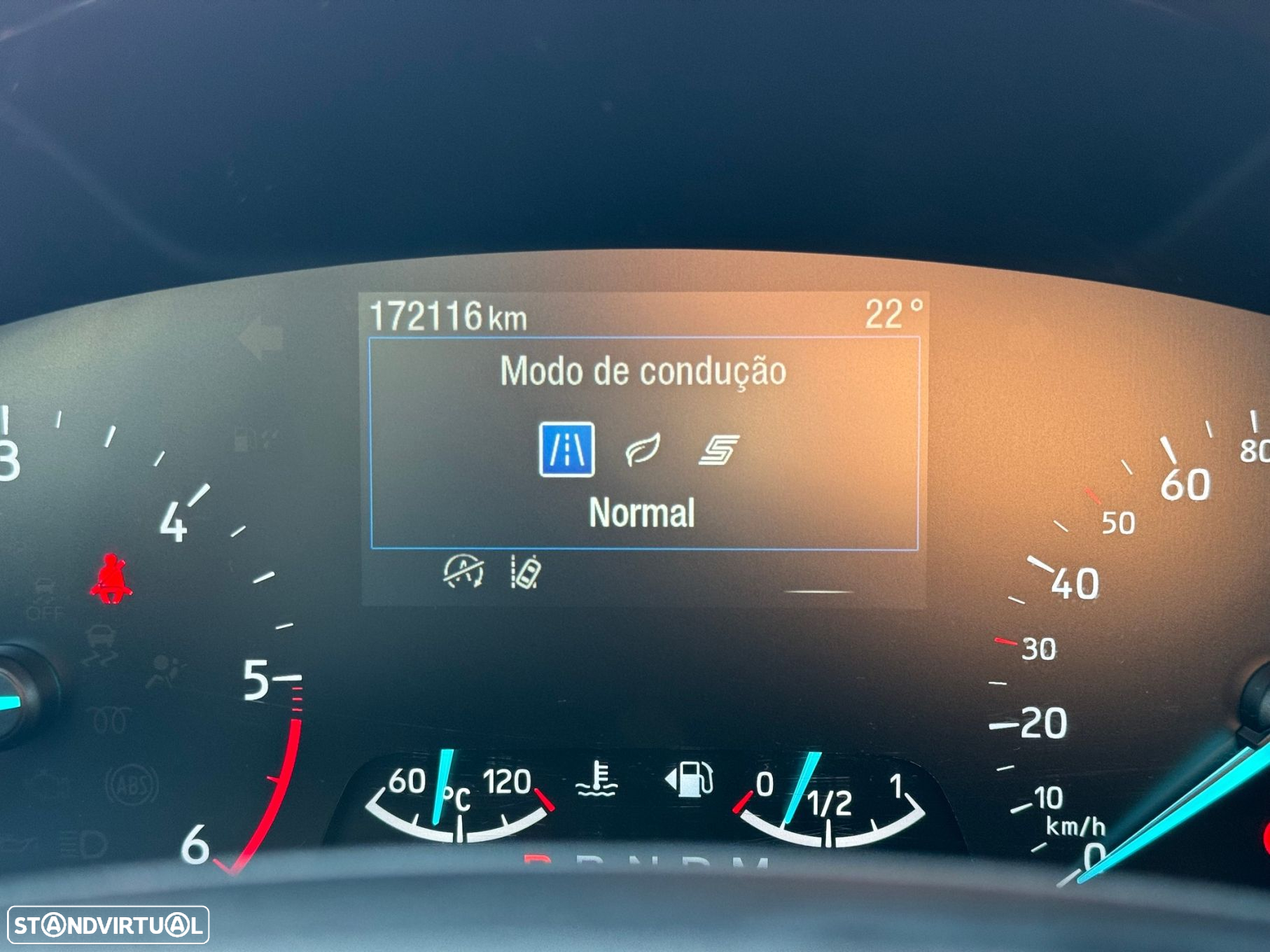 Ford Focus 1.5 TDCi EcoBlue ST-Line Aut. - 26