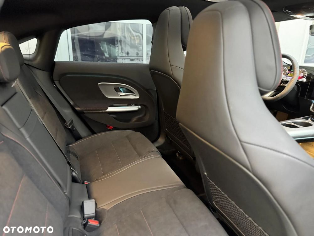 Mercedes-Benz CLA 250+ 85kWh - 19