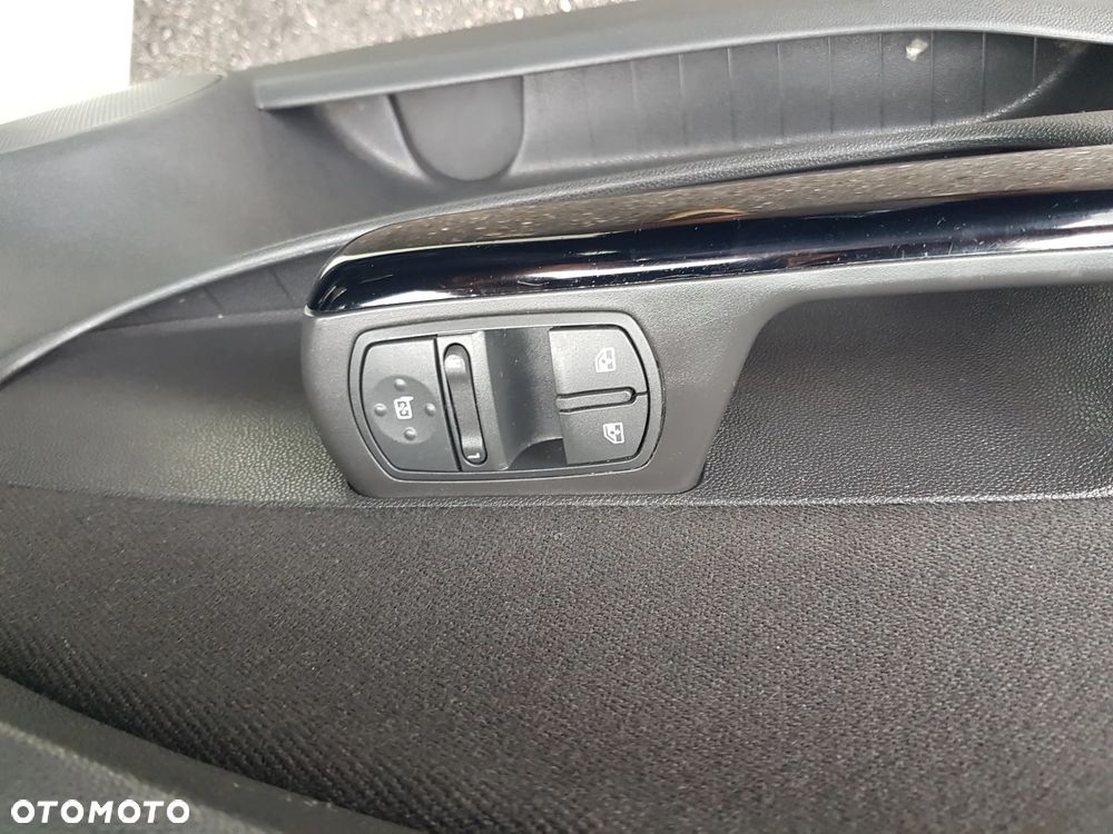 Opel Corsa 1.4 16V Satellite - 22