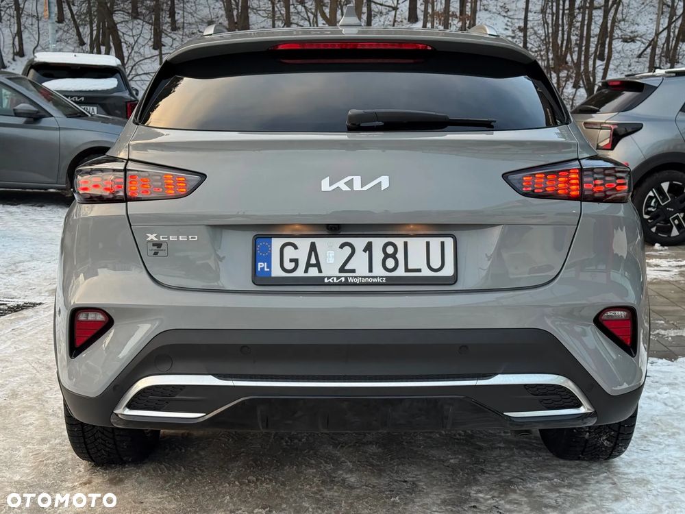 Kia XCeed 1.6 T-GDI Tribute DCT - 14