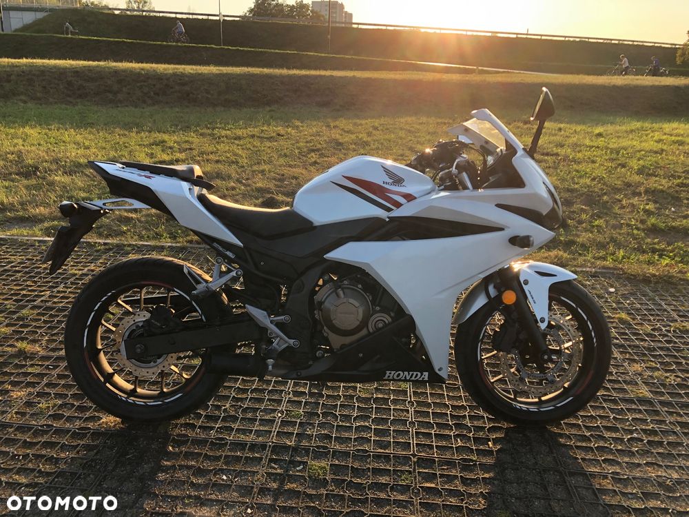 Honda CBR - 3