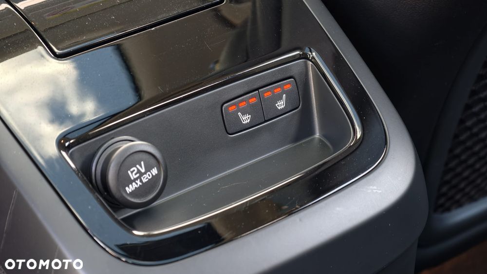 Volvo V60 T6 AWD Recharge Geartronic Inscription - 37