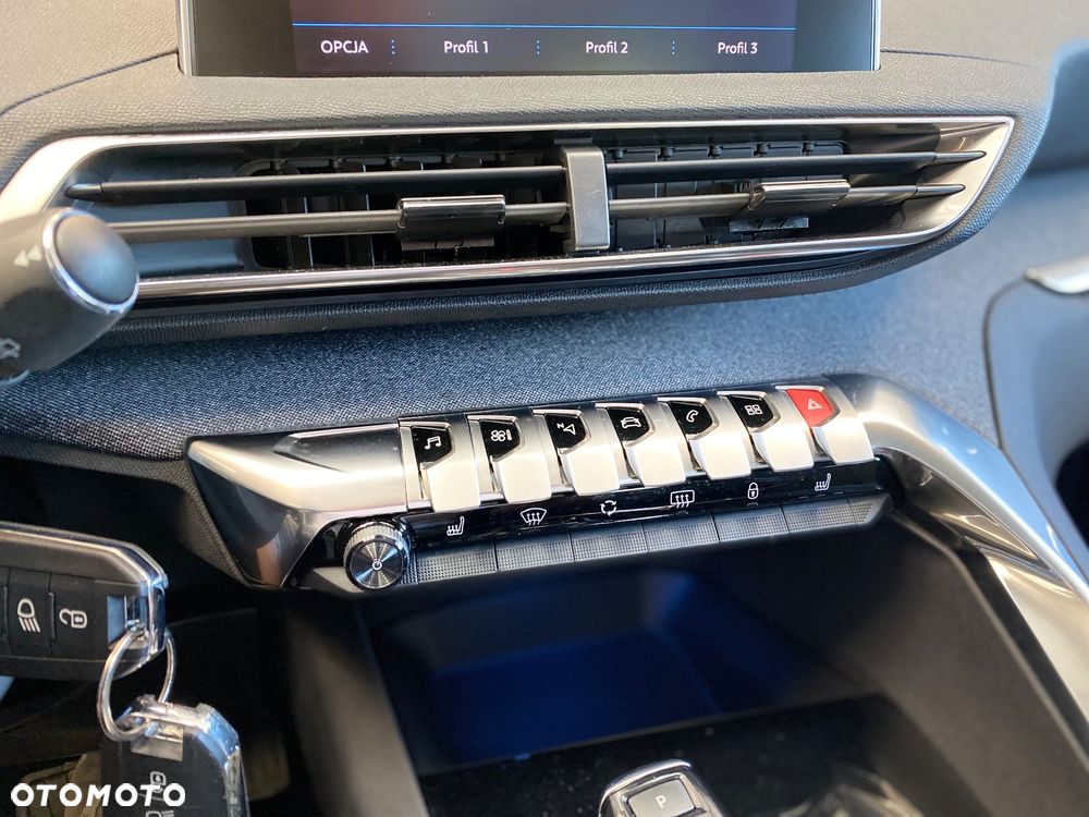 Peugeot 3008 BlueHDi 180 Stop & Start EAT8 Allure - 29