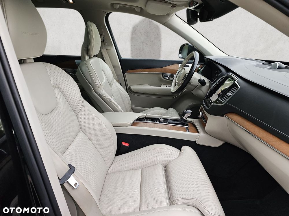 Volvo XC 90 - 14