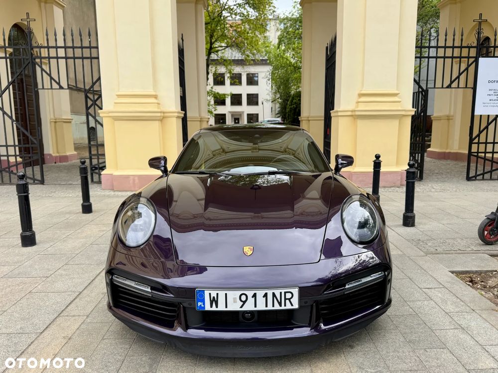 Porsche 911 Turbo S - 1