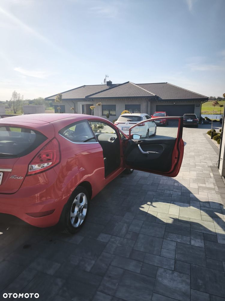 Ford Fiesta 1.25 Ambiente - 10