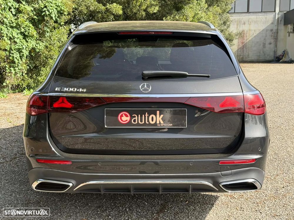 Mercedes-Benz E 300 de - 16