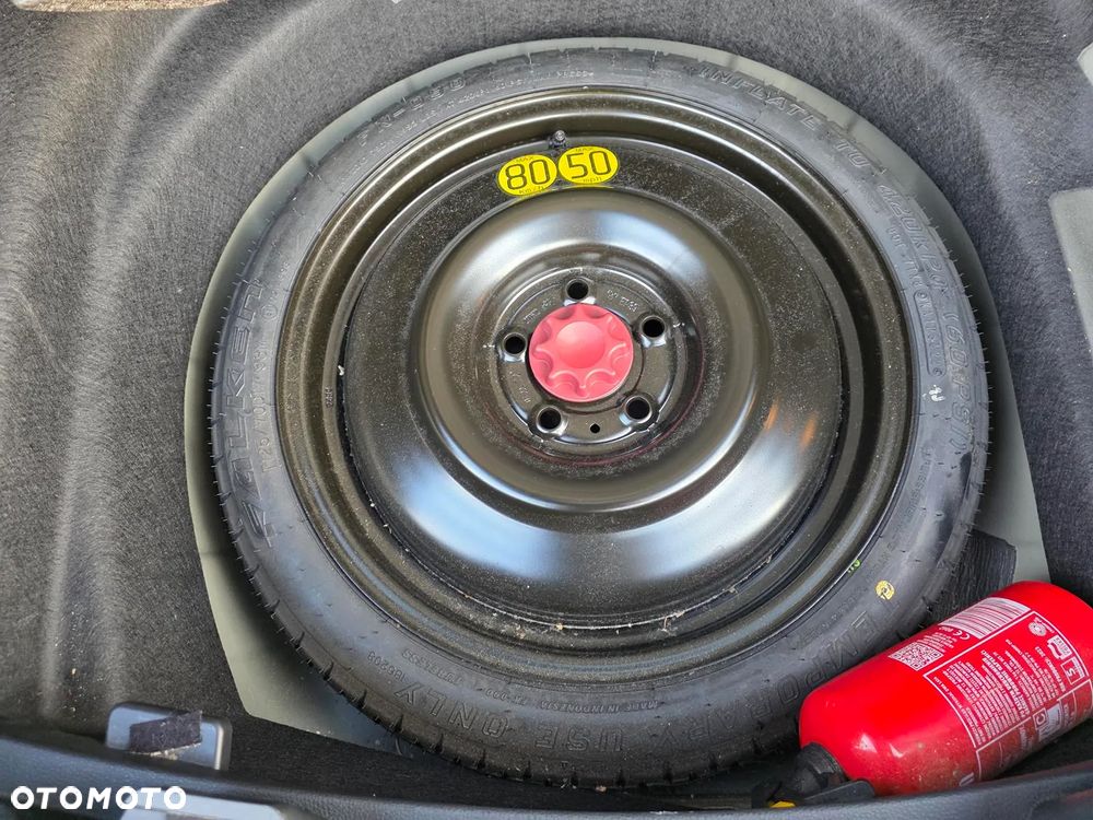 Toyota Corolla 1.8 Hybrid Comfort - 19