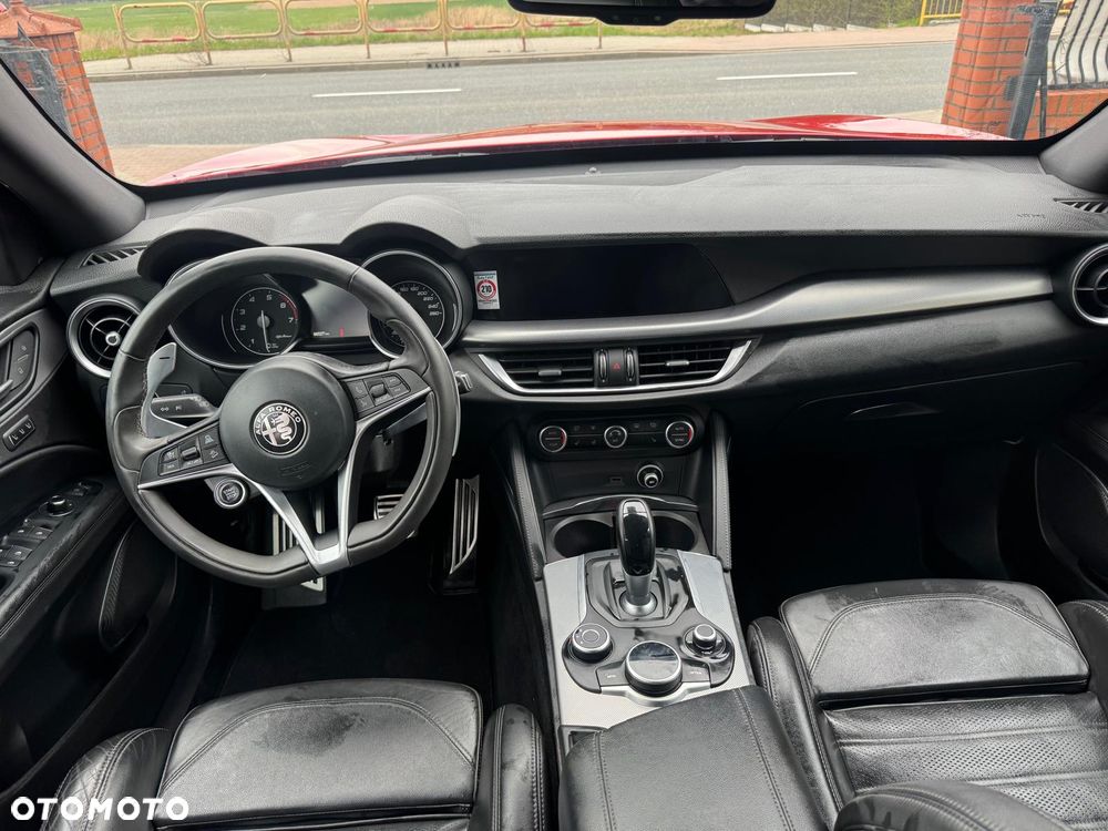 Alfa Romeo Stelvio 2.0 Turbo 16V AT8-Q4 Estrema - 10