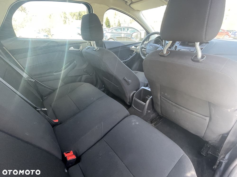 Ford Focus 1.0 EcoBoost Trend - 11