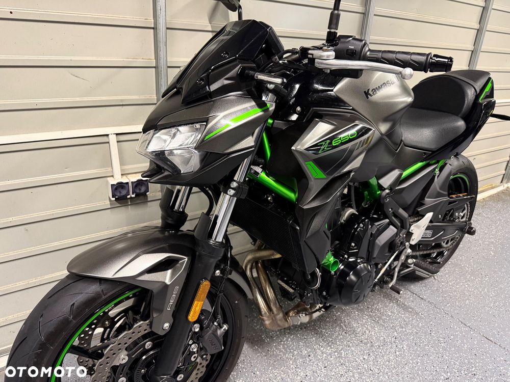 Kawasaki Z - 15