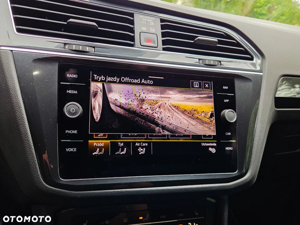 Volkswagen Tiguan 2.0 TSI 4Mot Elegance DSG - 40