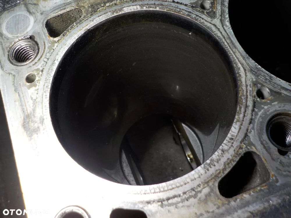 VW T5 2.5 TDI BNZ BPC BLOK SILNIKA - 2