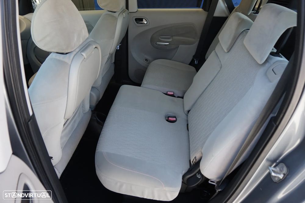 Citroën C3 Picasso 1.6 HDi Exclusive Airdream - 22