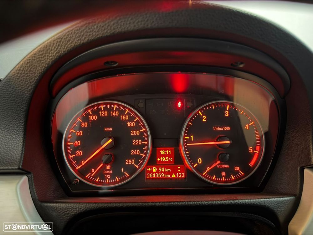BMW 320 - 32