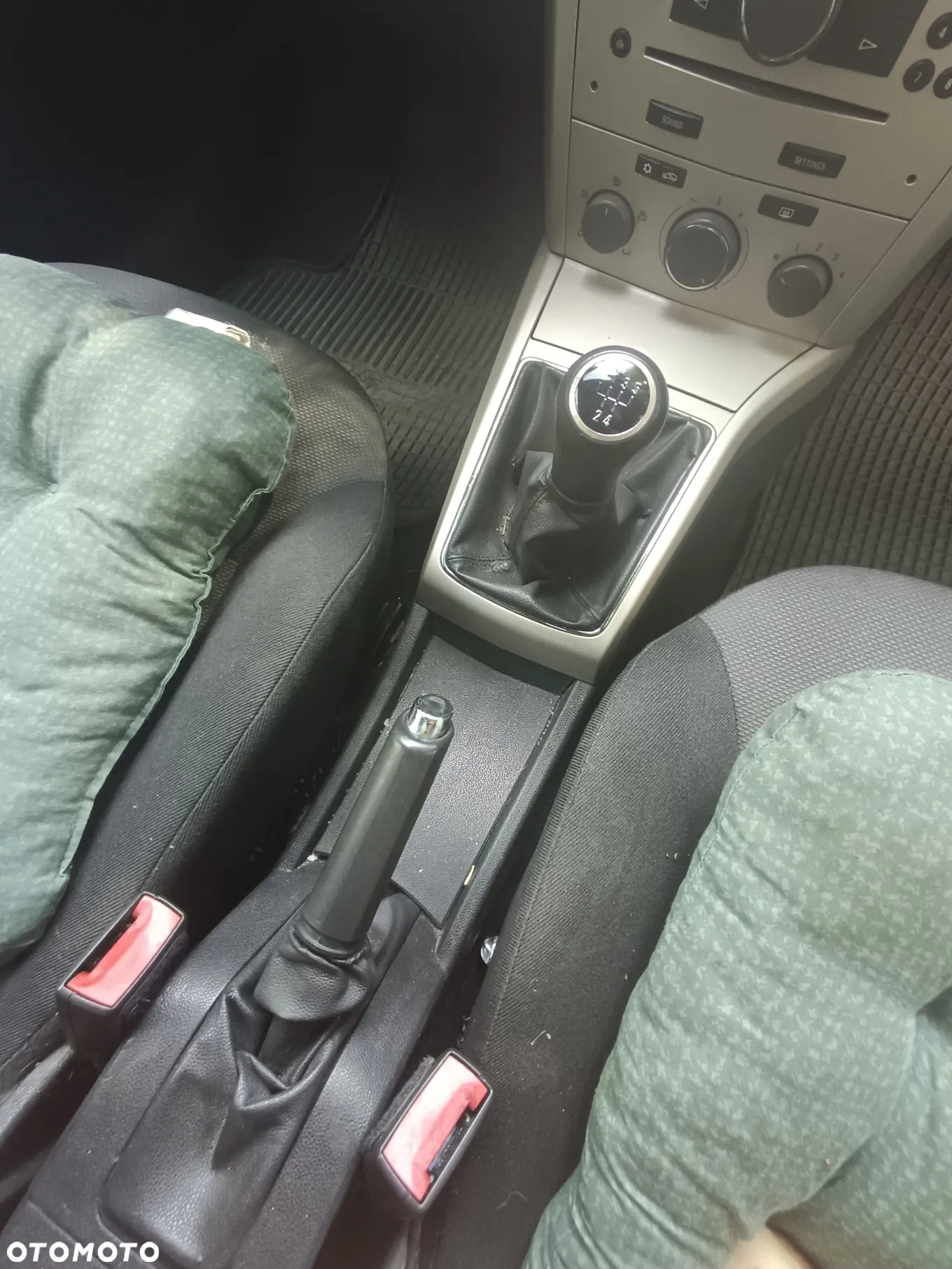 Opel Astra III GTC 1.4 111 - 7