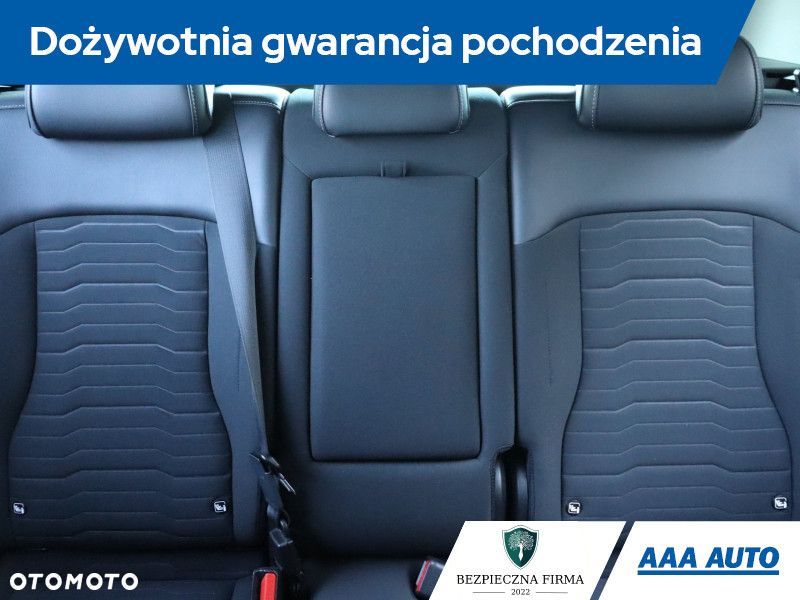 Kia Sportage - 12