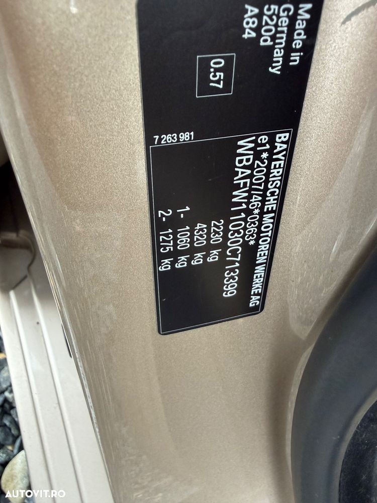 BMW Seria 5 520d Blue Performance - 14
