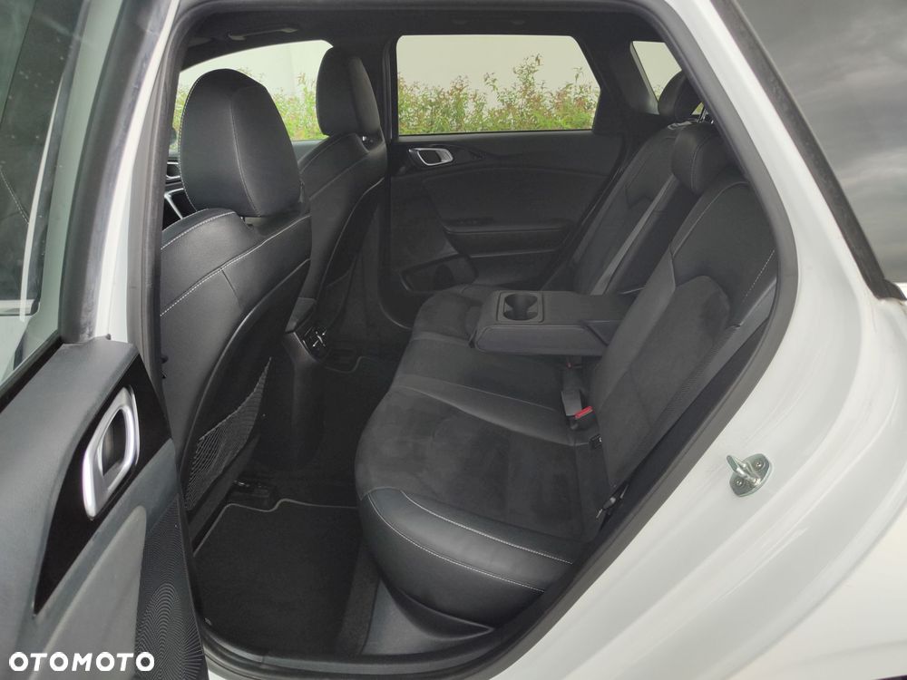 Kia Ceed 1.5 T-GDI DCT7 OPF GT Line - 14