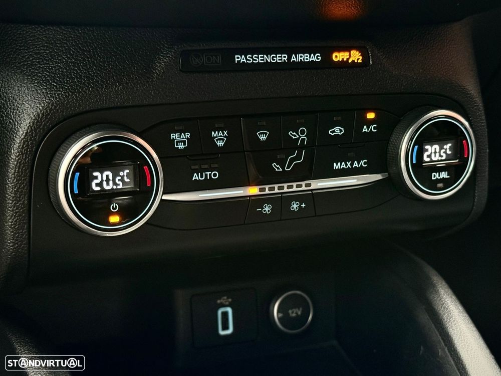 Ford Focus SW 1.0 EcoBoost MHEV ST-Line - 18