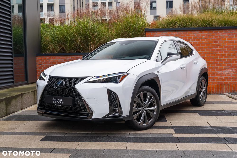 Lexus UX 250h GPF F Sport AWD - 1